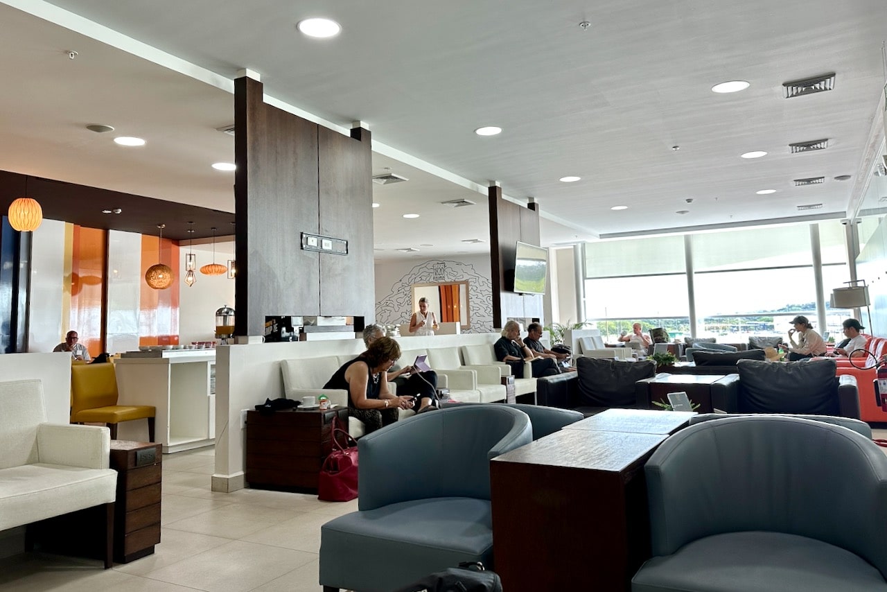 Costa Rica travel tips - VIP Lounge