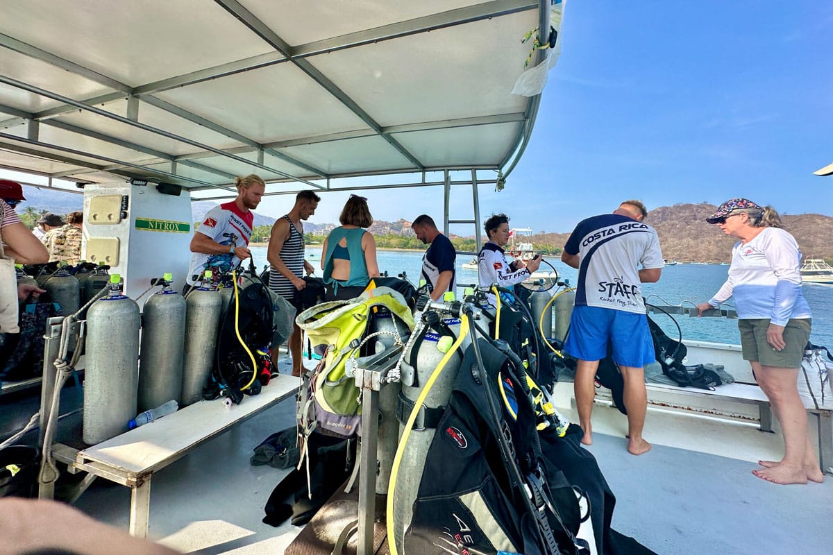 Diving in Gulf of Papagayo with Rocket Frog Divers